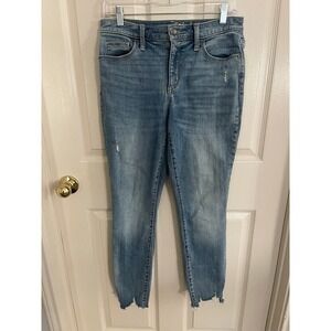 Universal Thread Distressed Jeans Size 6